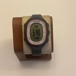 Garmin FR70 W (brand new batteries)